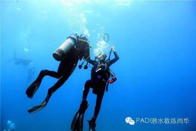 拯救吉他手男孩
